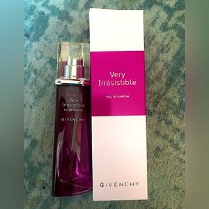 STILL 4 SALE-WAS OUT OF TOWN.GIVENCHY Very Irresistible Eau de Parfum , 1 FL.oz